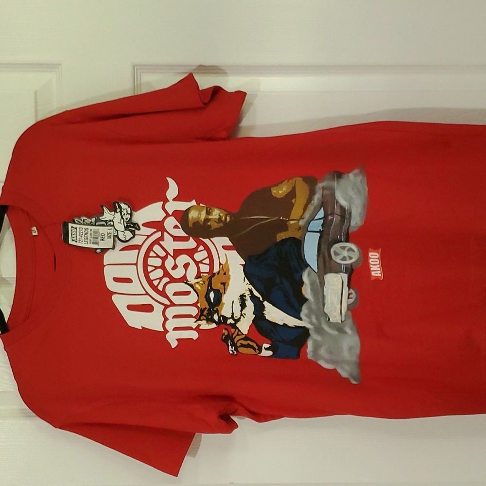 NWT AKOO SHORT SLEEVE LARGE RED T-SHIRT